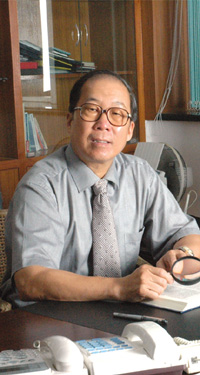 唐步坚
