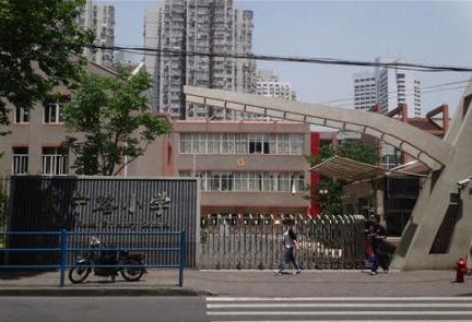 师生感染诺如病毒