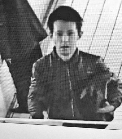 小偷替户主签快递