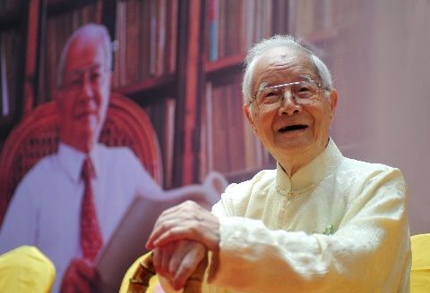 邓铁涛:注重午间养生法