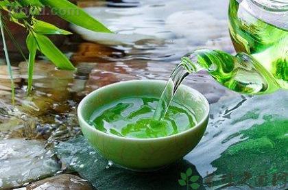 谷雨时节,喝点春茶除湿气