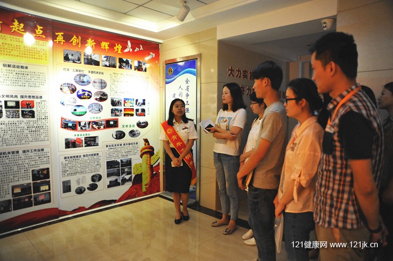 1497601876792085188.jpg 马鞍山开展“青年文明号开放周”活动